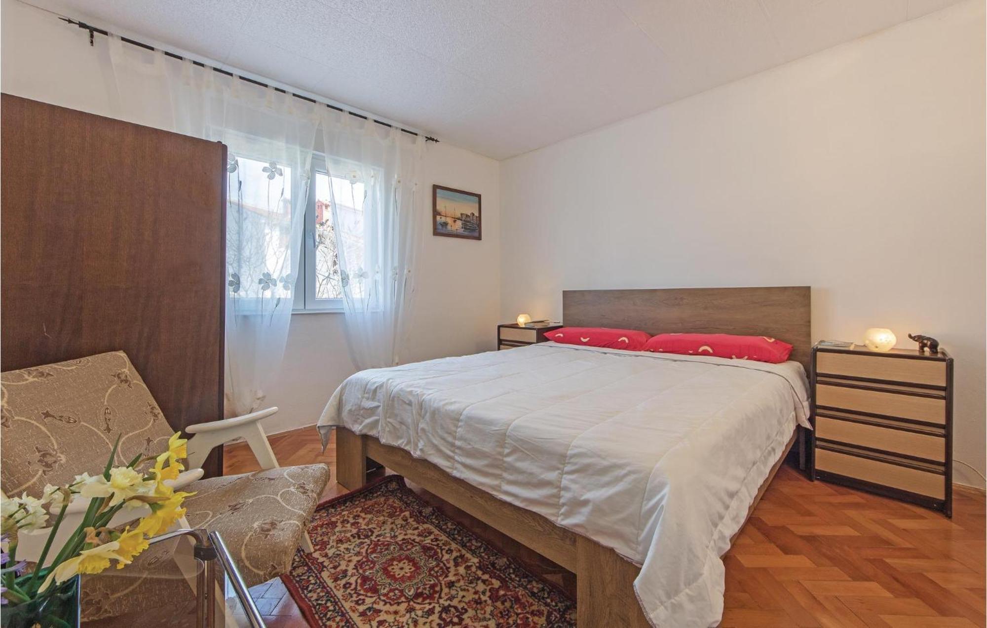 Awesome Apartment In Fazana With Wifi Exteriör bild