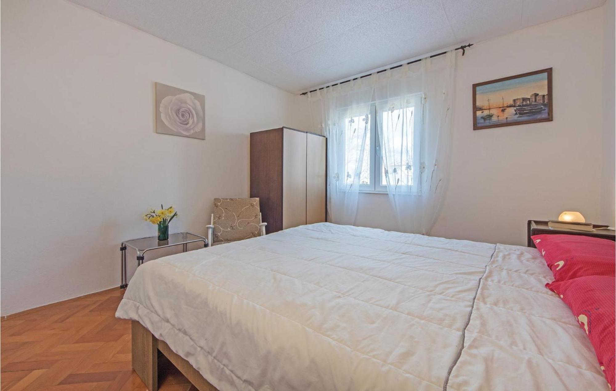 Awesome Apartment In Fazana With Wifi Exteriör bild