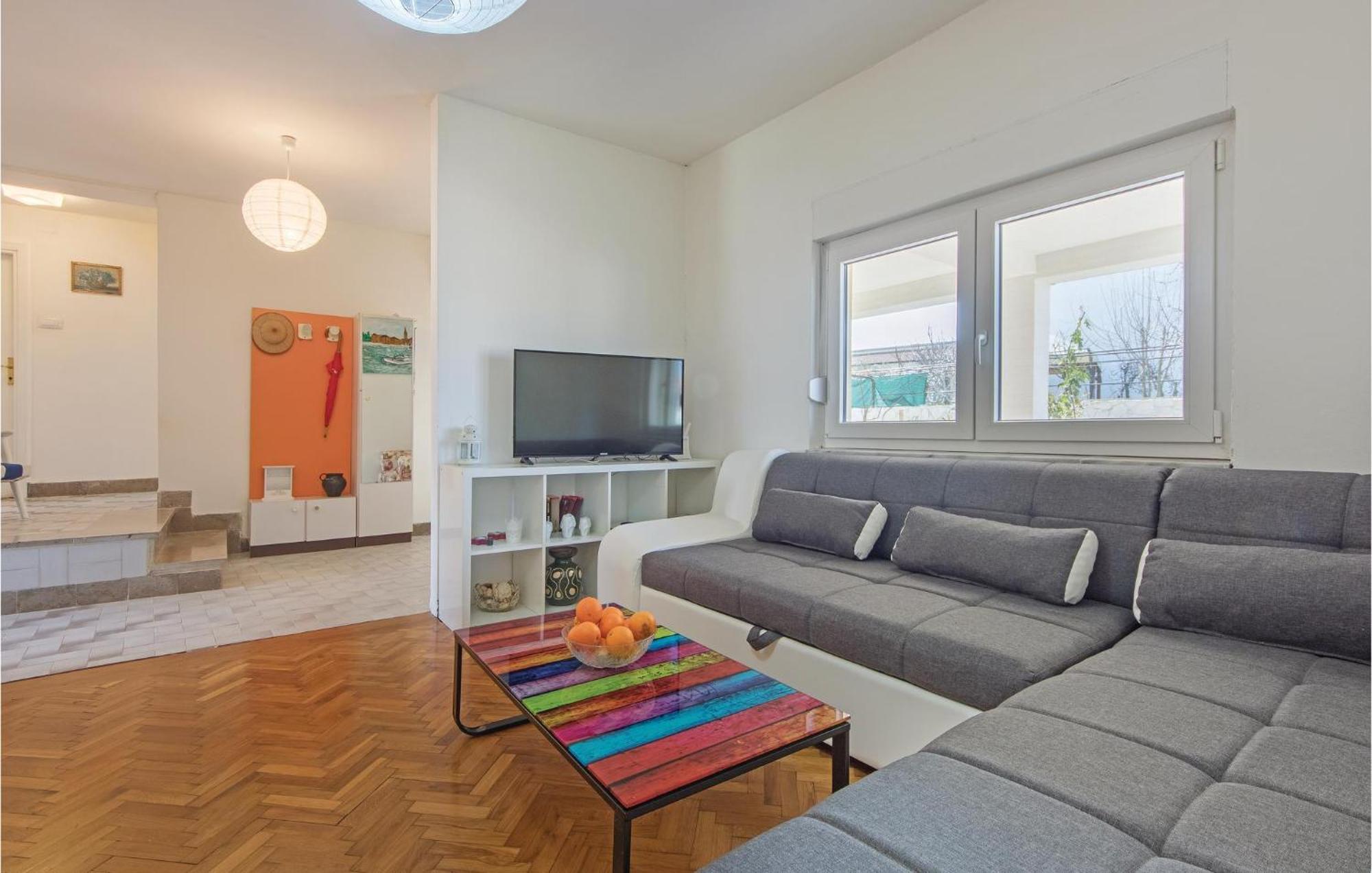 Awesome Apartment In Fazana With Wifi Exteriör bild