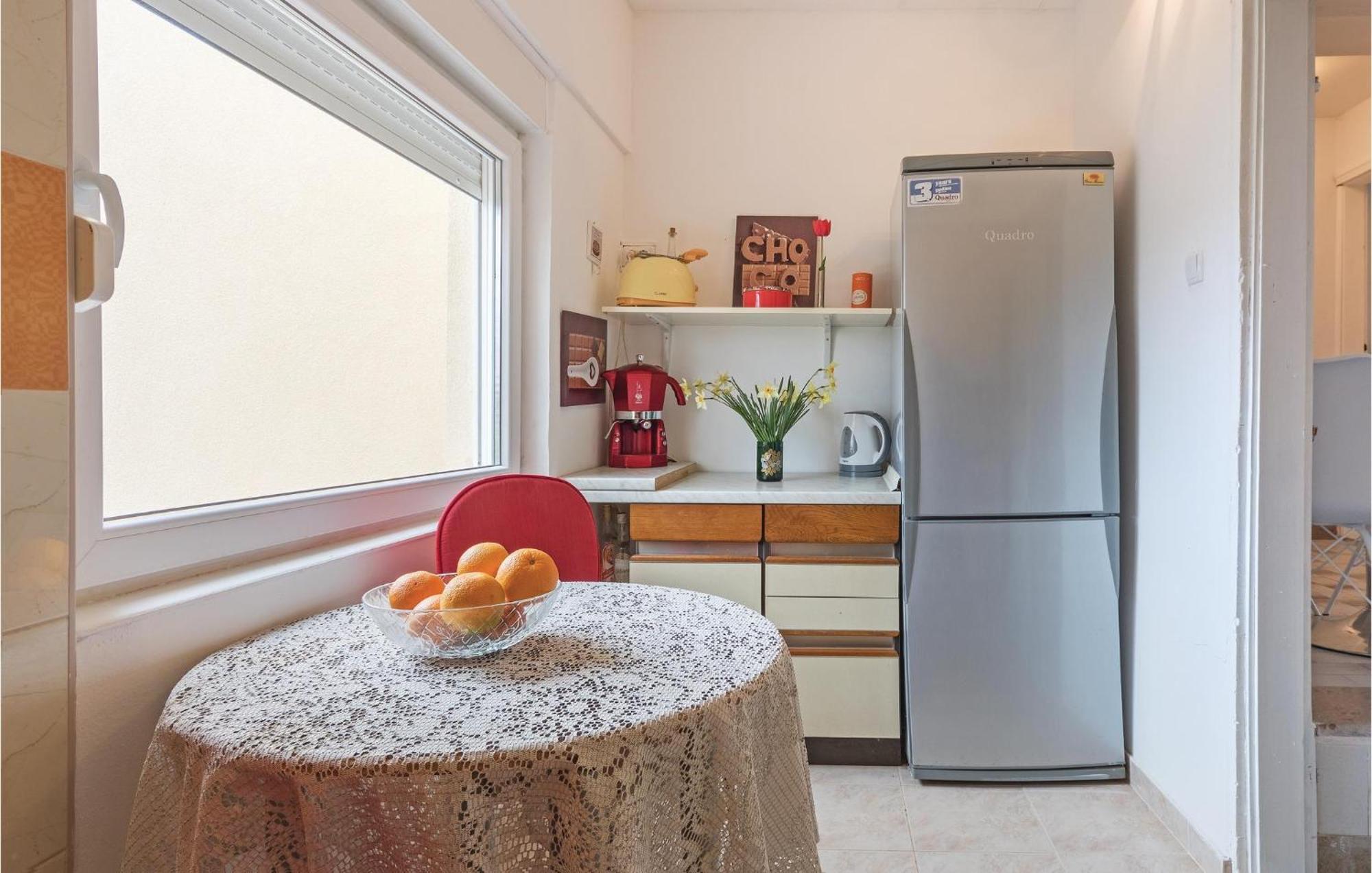 Awesome Apartment In Fazana With Wifi Exteriör bild